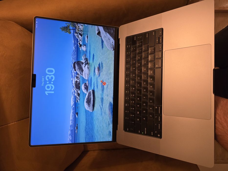 Apple Macbook M1 Max 64gb 1TB