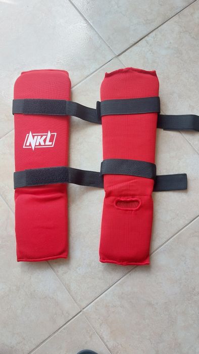 Caneleiras Kickboxing