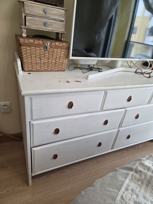 Comoda 7 gavetas Ikea