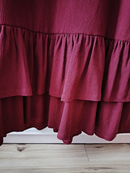 Bordowe sukienka Reserved roz M