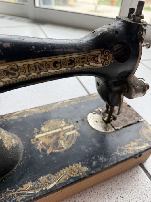 Maquina de costura SINGER