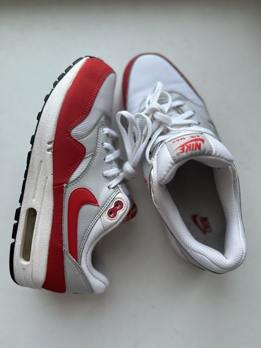 Жіночі кросівки Nike Air Max 1