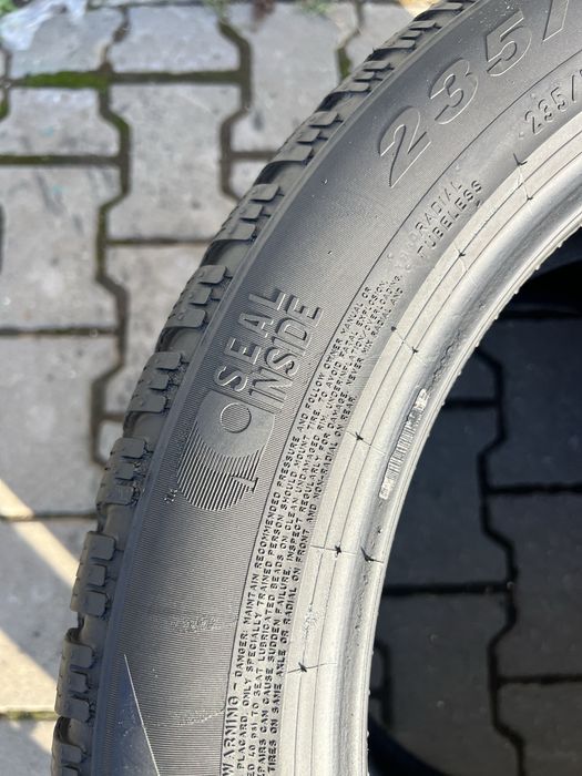 235/50 R20 Pirelli 2шт 2025рік 6.5мм-6.8мм Залишок протектора