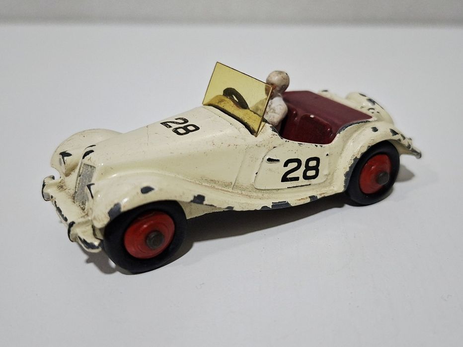 Miniatura Dinky Toys M. G. Midget