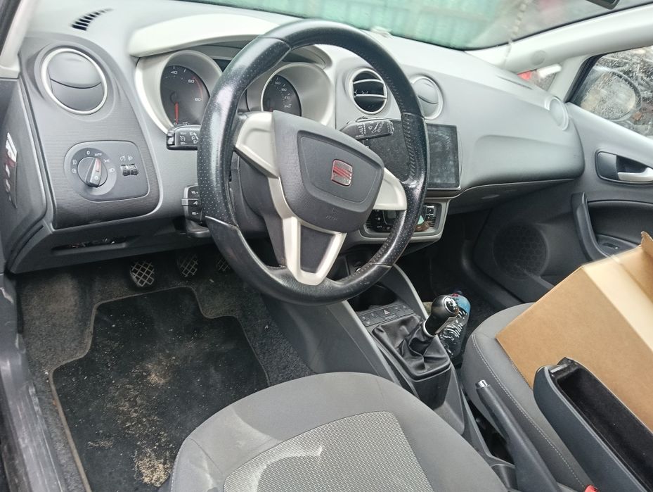 SEAT Ibiza ecomotive ano 2013 todas as peças desta viatura