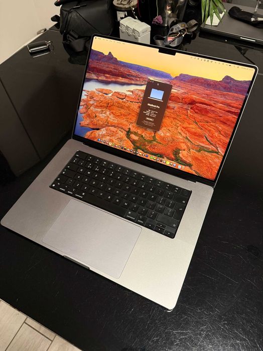 MacBook Pro 16 M1 Max | 64GB RAM | 1TB | Bateria 100% (74 cykle)