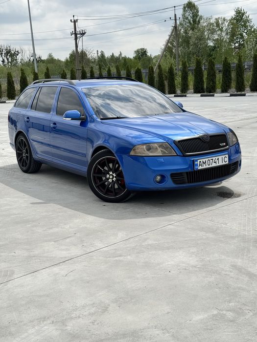 Skoda  VRS 2.0T.  .