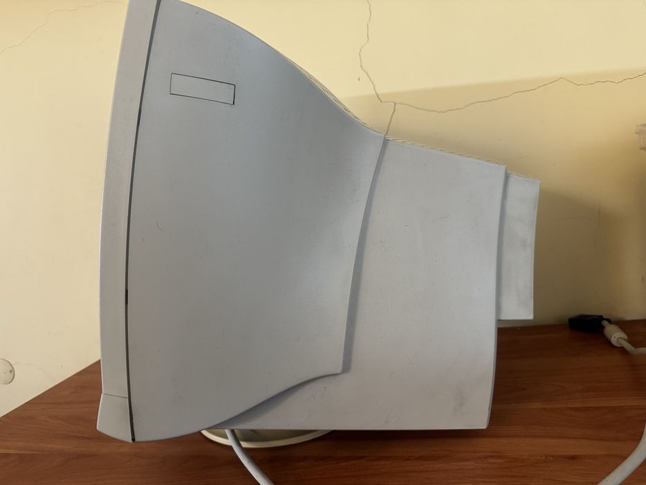 ** Monitor CRT 17 Philips **