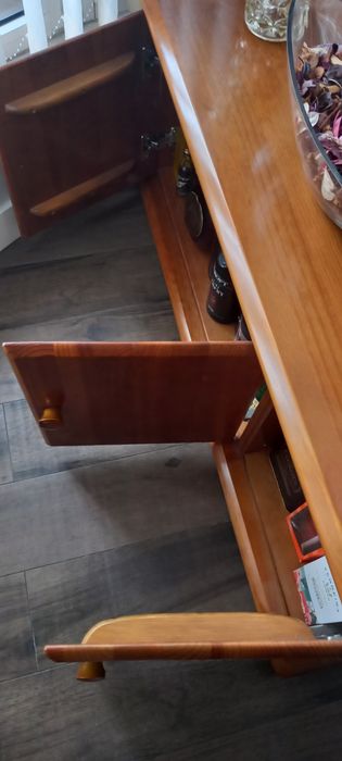 Móveis em madeira Cerne