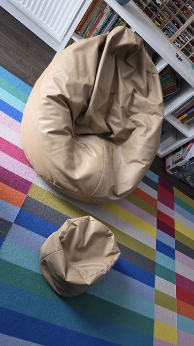 Sprzedam dużą pufe worek.