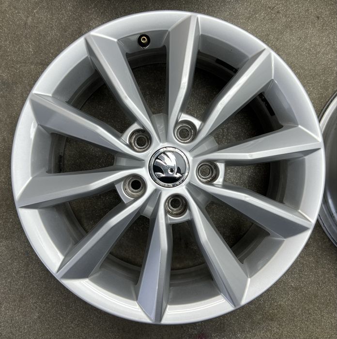 Диски R16 5 112 et46 J6.5 Оригінал Skoda Octavia a7 a5 шкода