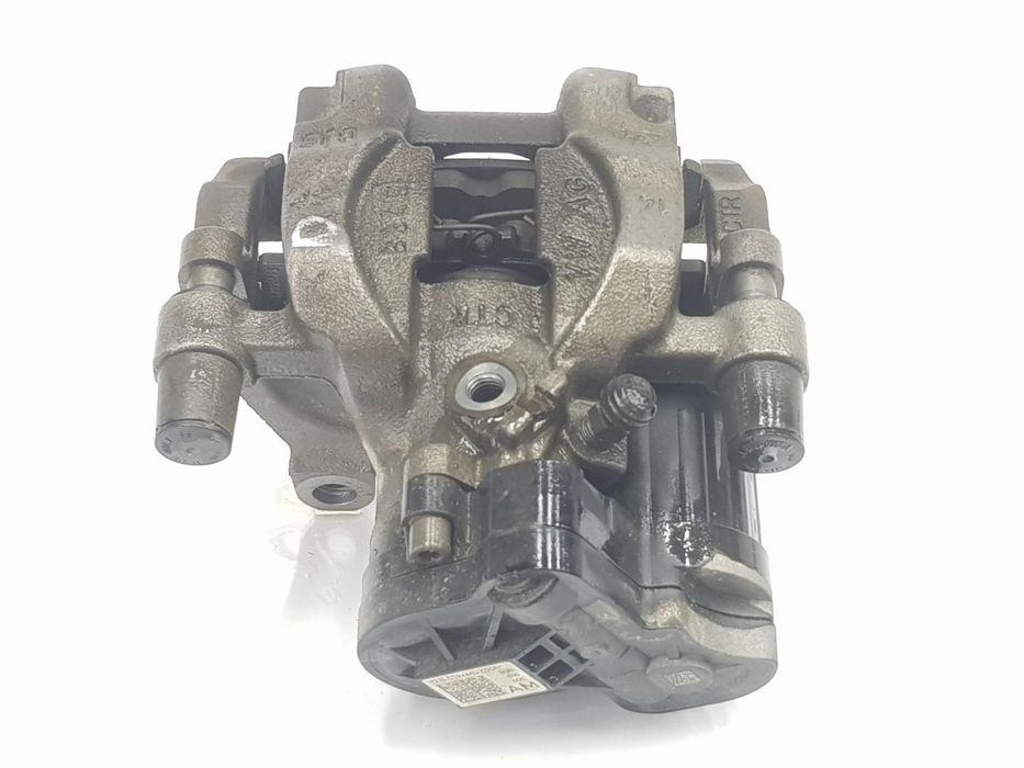 Calíper De Freio Traseiro Direito Skoda Superb Combi 3V5