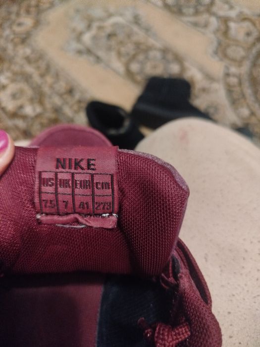 Кросівки натуральна замша найк 41,5
