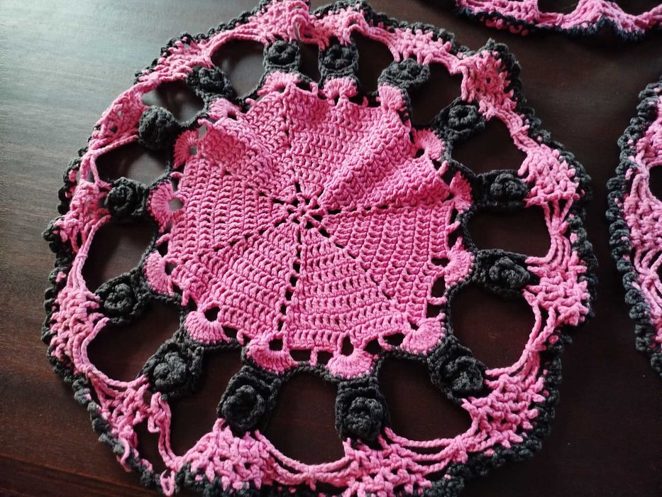 Conjunto de três panos em crochê