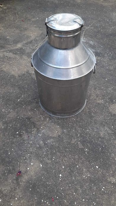Bidons azeite antigos em inox
