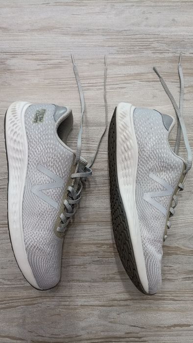 Чоловічі кросівки для бігу New Balance Men's Fresh Foam Arishi Nxt V1