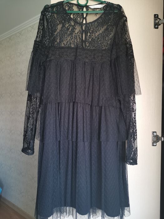 Платье  Zara размер xs