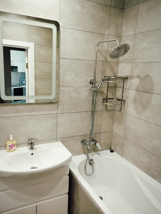 Погодинно  Центр ПортCity р-н Київського майдану