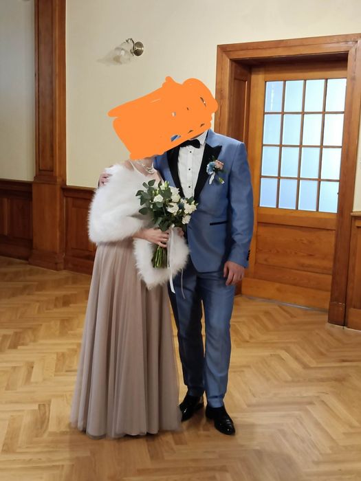 Piękna i cieplutka Etola Ślubna