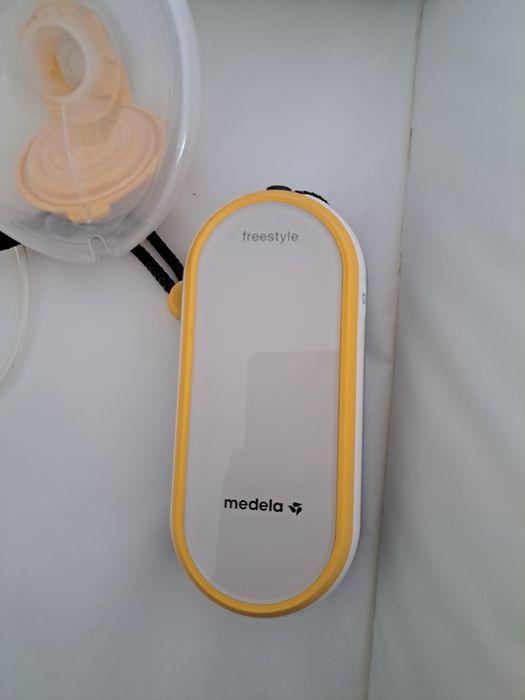 Medela Freestyle™ bomba tira leite dupla mãos livres elétrica