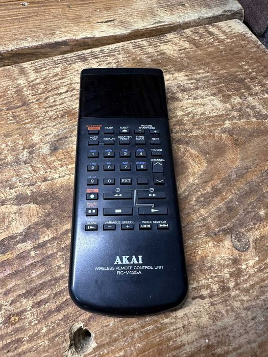 Pilot Akai RC-V 425V