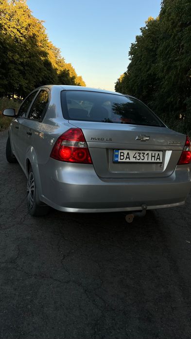 Автомобіль авео шевроле