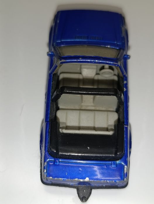 Miniatura Matchbox Ford Escort XR3i