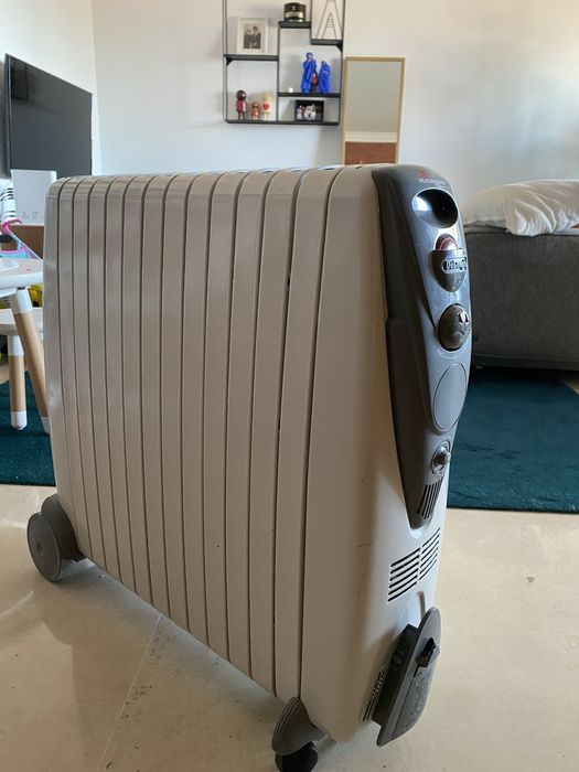 Aquecedor a óleo DeLonhi 2000 w