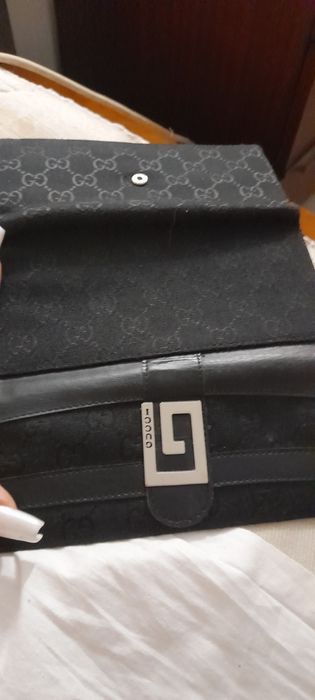 Porta  moedas de marca
