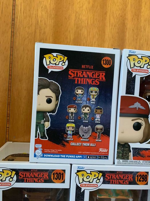 Funko Pop! Stranger Things Complete Collection!!64740593748355121