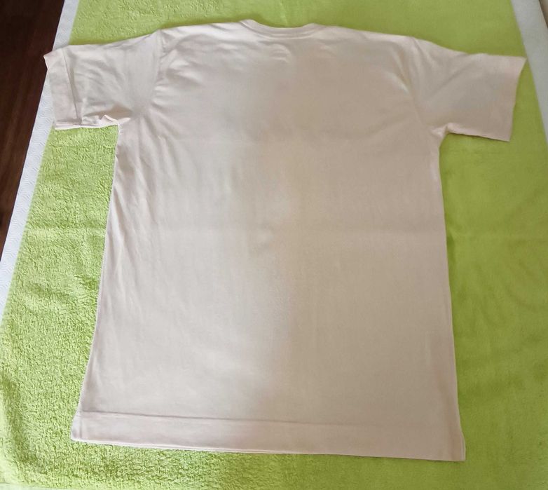 T-Shirt Salmão Tamanho L - Conforto e Estilo para o Dia a Dia!