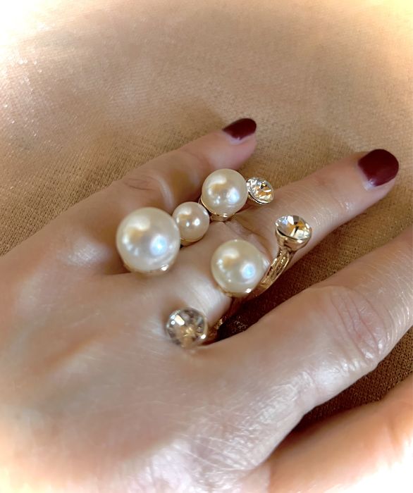 Przepiękny regulowany pierścionek