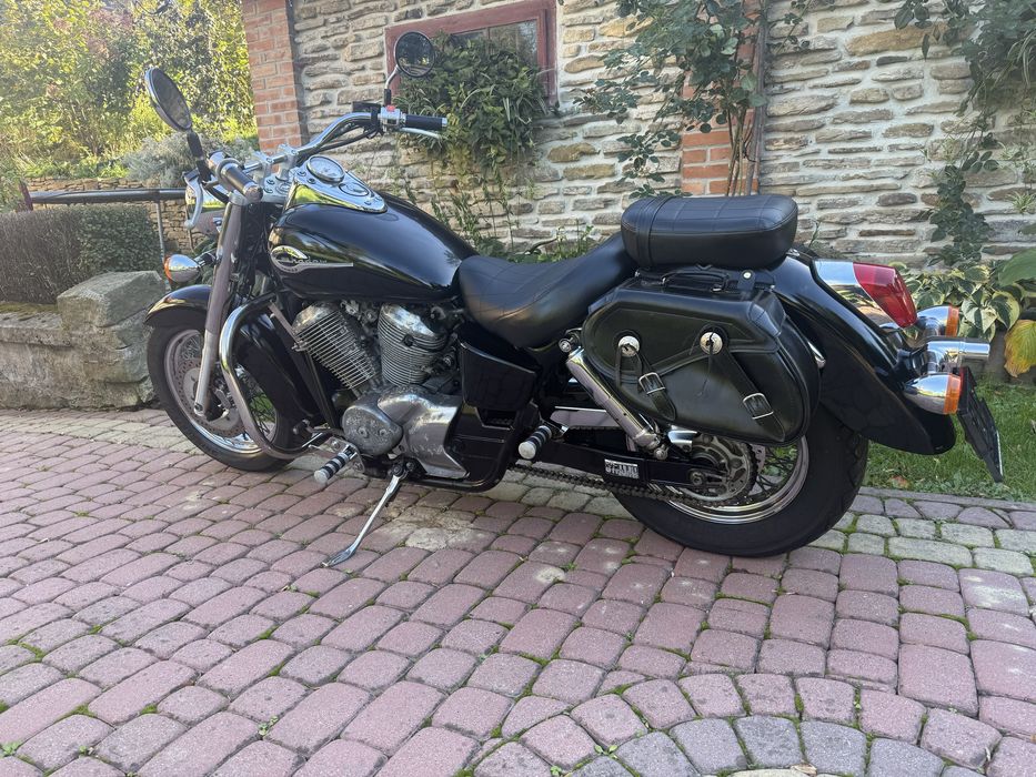 Honda Shadow VT750 C2