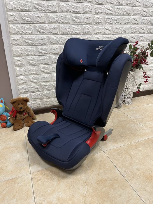 Автокрісло BRITAX ROMER KIDFIX 2R Група 2/3 (15-36кг) бустер