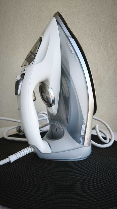 Ferro a Vapor Philips Azur de 2800W com base SteamGlide Elite
