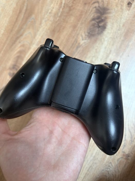 Xbox 360 slim e  RGH3 z kinectem