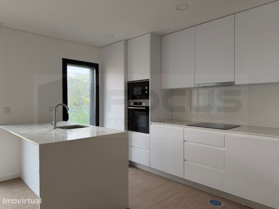 New on the market!!! T2 Apartment with Terrace – Aveiro / Esgueira