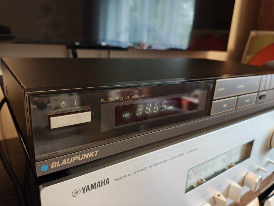 Tuner radiowy Blaupunkt  T-3610 made in Japan vintage