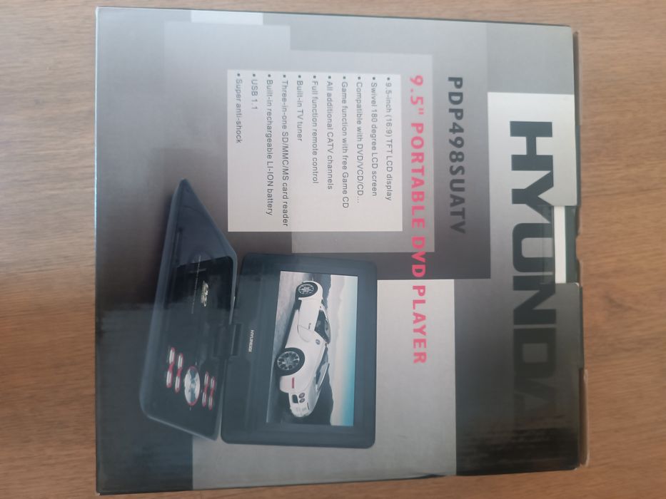 Портативний DVD плеєр HYNDAI 9.5" PDP498SUATV