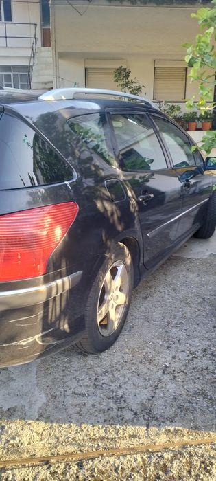 Peugeot 407 SW     preta