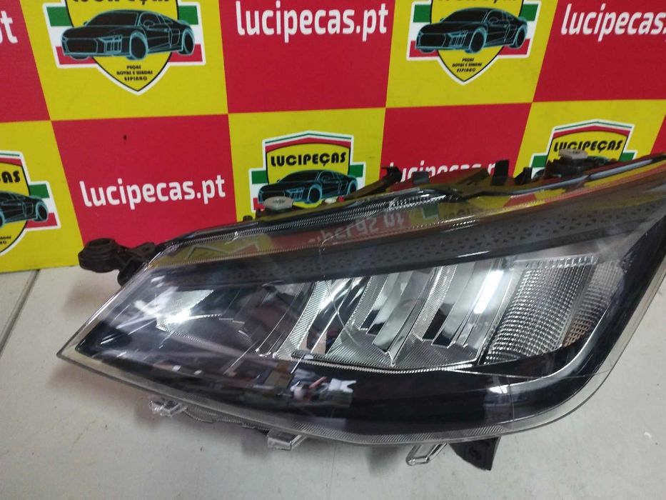 Ótica / farol esquerda SEAT Ibiza V (KJ1), de 2017 a 2026 l 100441