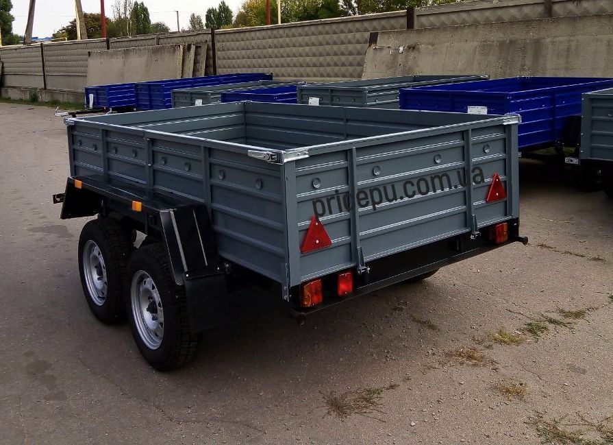 Двохосні причепи різних розмірів Кремінь+"Корида-Тех".