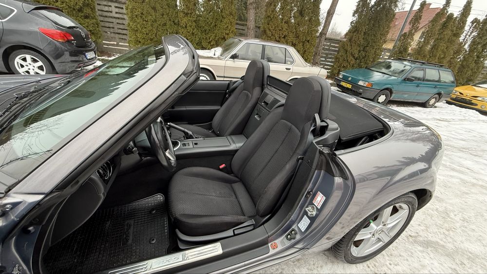 Mazda MX-5 2006r z Niemiec 111tys.km cena 18900zł  Łódź