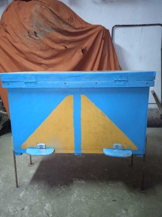 Продається Український вулик