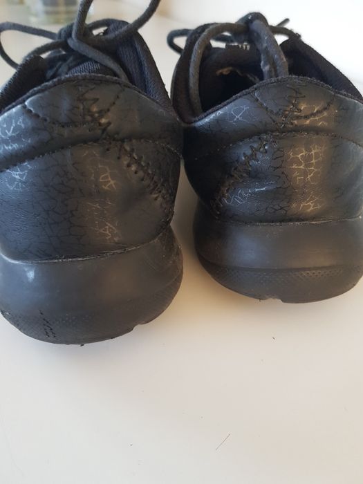 CZARNE lekkie buty sportowe 41 -26 cm