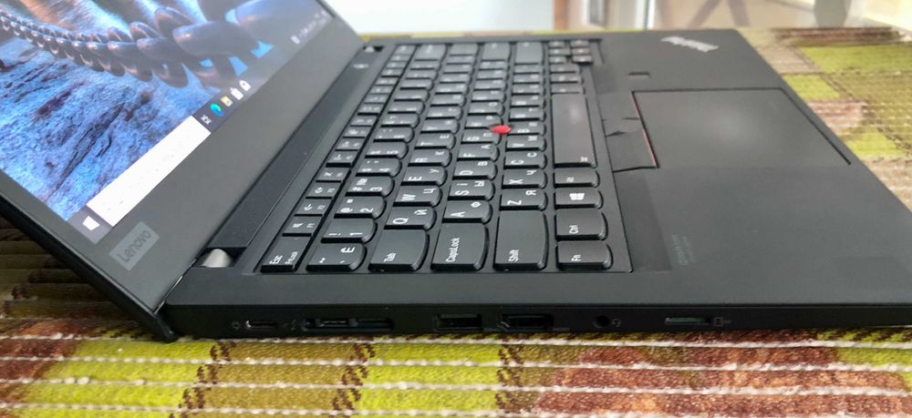 Lenovo Thinkpad T14 i7 10gen 4c/8T 16GB 256GB IPS 4K HDR10 100% sRGB