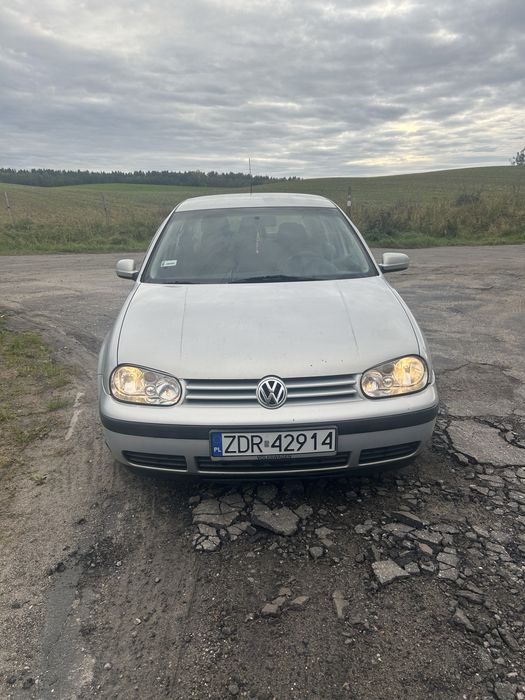 Volkswagen Golf 4 1.9 D 1998r