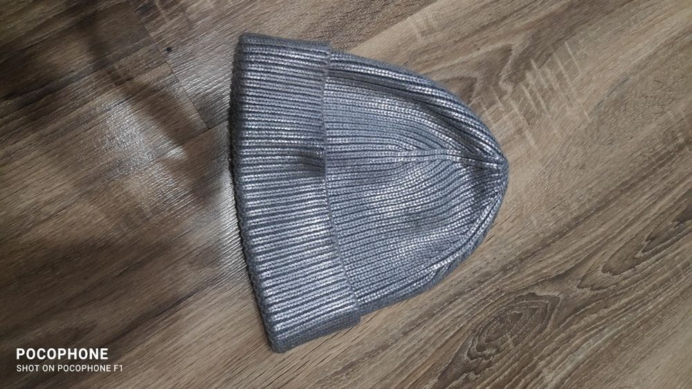 Продам стильні шапки