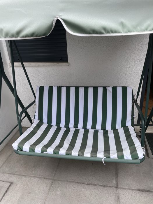 Baloico de jardim com 2 lugares verde