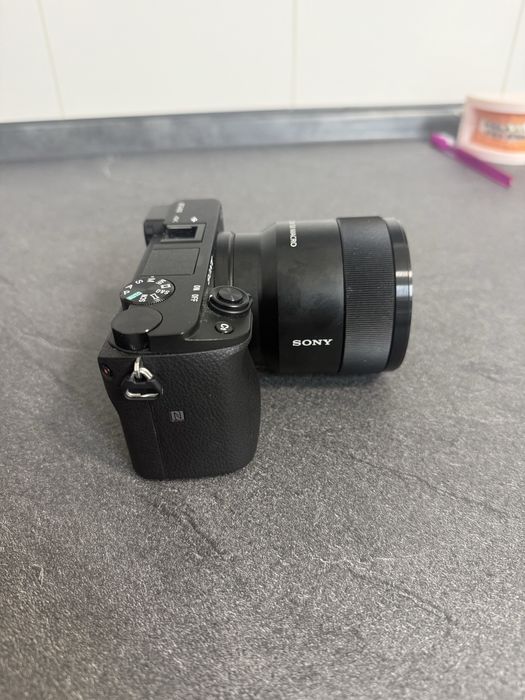 Sony a6400 sony 50mm 2.8 macro
